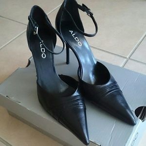 ALDO black leather heels with box
