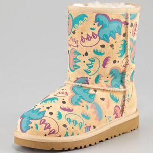 Classic UGG patterned boots