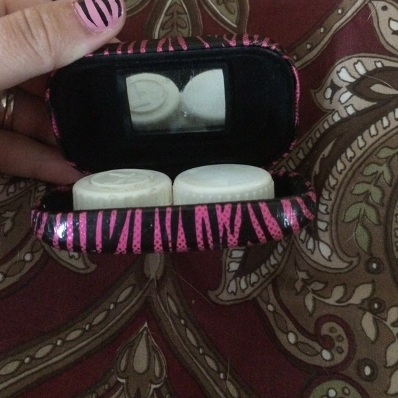 Contacts case - Picture 2 of 3