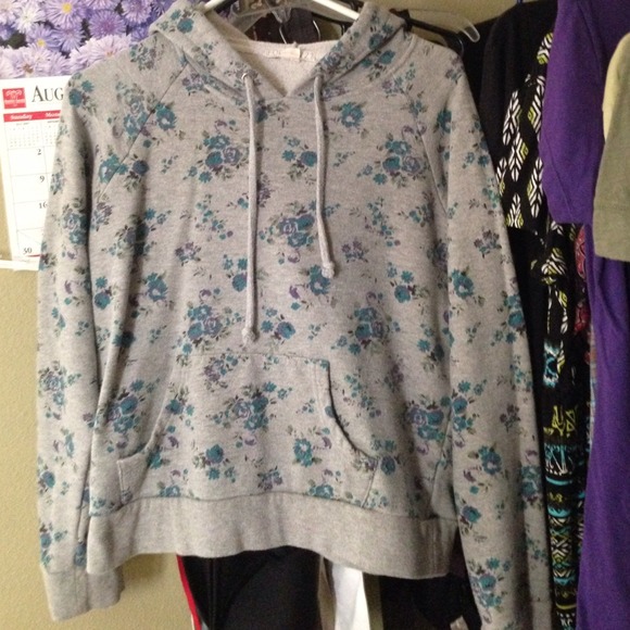 Blue and Purple Floral Patterned Grey Sweater