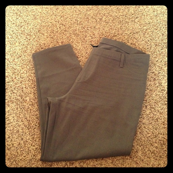Bundled for @melissa2six   gray jeggings