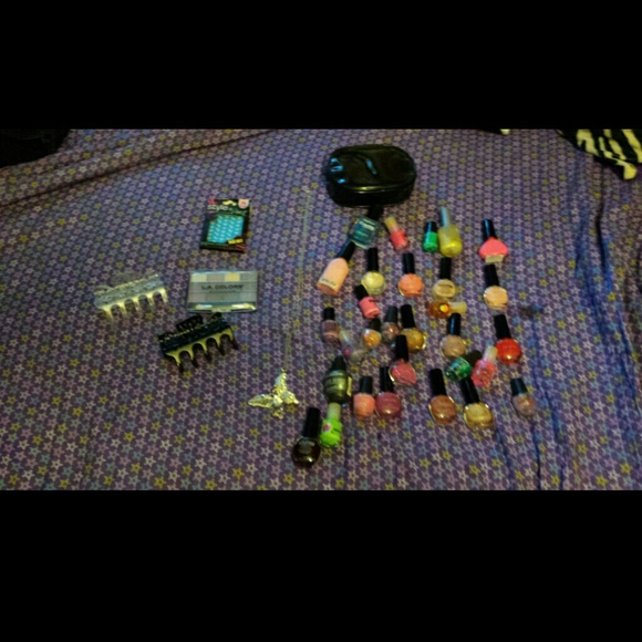 Hair clips, nail polish and more