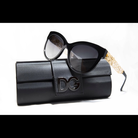 AUTHENTIC D&G SUNGLASSES...