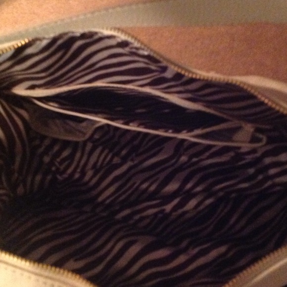 🎀NWT Dana Buchman handbag - Picture 2 of 4