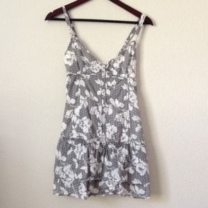 Hollister grey floral dress