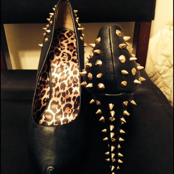 Liliana Shoes - HOST PICK Black Spiked Pumps