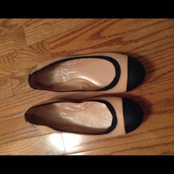 Jessica Simpson ballet flats!