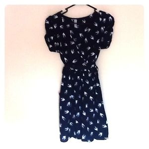 Ruched sleeve sparrow dress*trade for bettslevine*