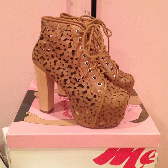 🚫ON HOLD 🚫Lita Daisy Jeffrey Campbell