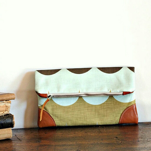 Unique Handmade Multi Color Pattern Clutch Handbag - Picture 3 of 3