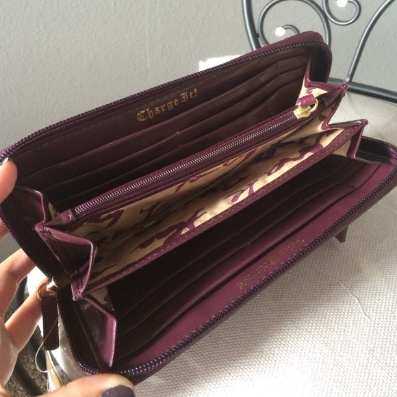 Wallet - Picture 2 of 2