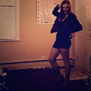 Meet your seller! 💋 xx