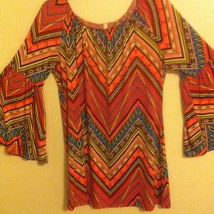 Women's modern shirt size large