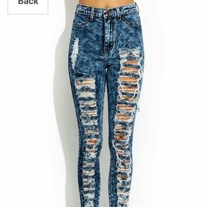 High waisted jeans