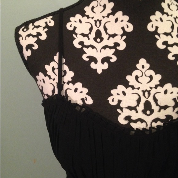 Short Prom Dress - Picture 3 of 4