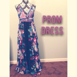 Colorful Prom Dress 💜