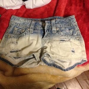 Rock rival jean shorts. 🚫Price is firm🚫
