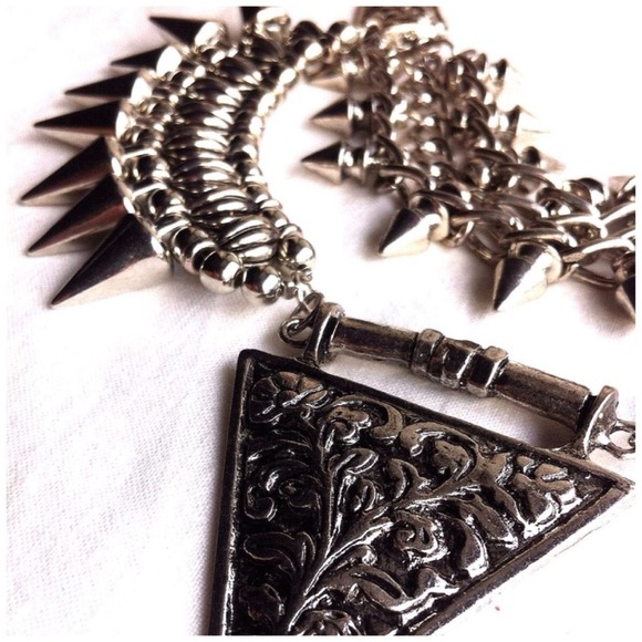 Jewelry | 💎Triangle tribal necklace - Picture 3 of 4