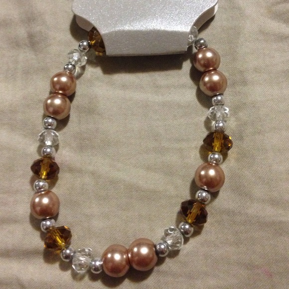 Elegant simple bracelet