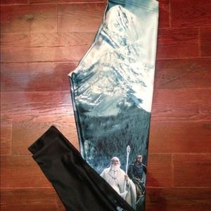 Black milk LOTR montage leggings