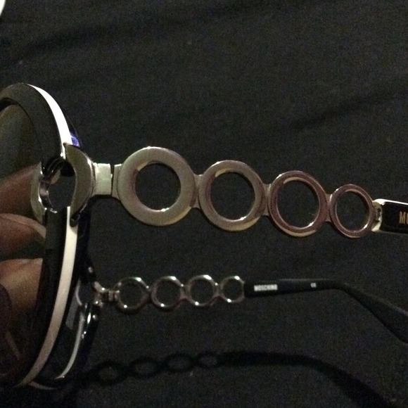 "Authentic" Blk/Wh Moschino sunshades ❤️SOLD❤️ - Picture 2 of 4