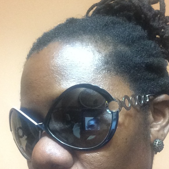 "Authentic" Blk/Wh Moschino sunshades ❤️SOLD❤️ - Picture 3 of 4