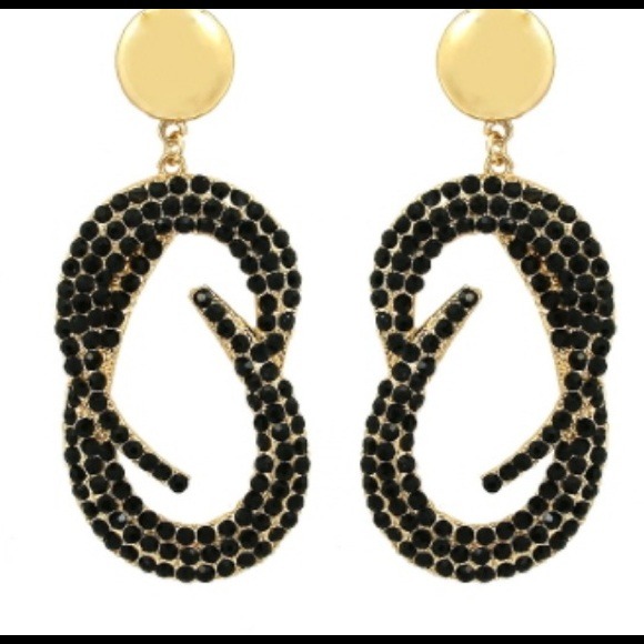 Metal Drop Statement Crystal Earring