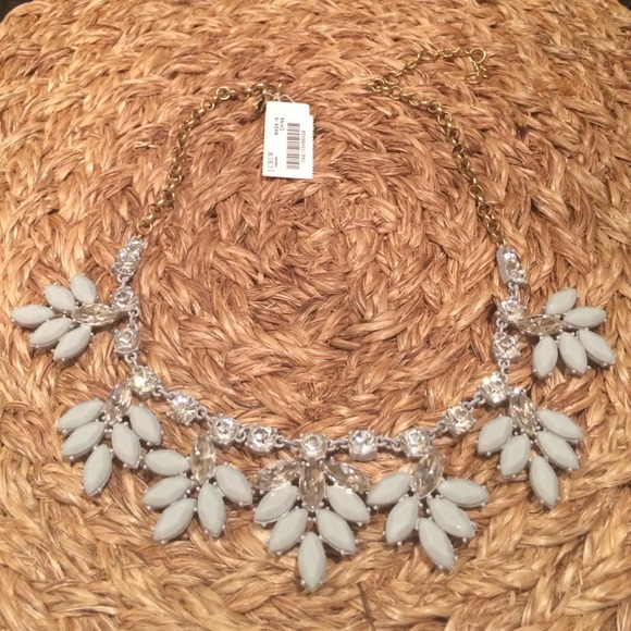 Gorgeous necklace from J Crew stones flower design