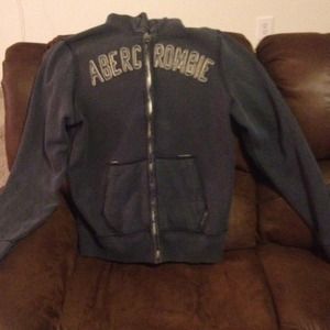 PRICE REDUCE OPEN OFFERS Men's Abercrombie Hoodie.