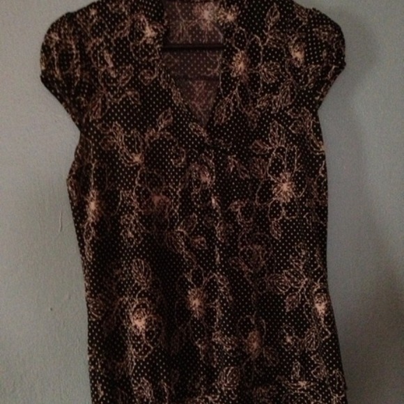 Brown/beige patterned top