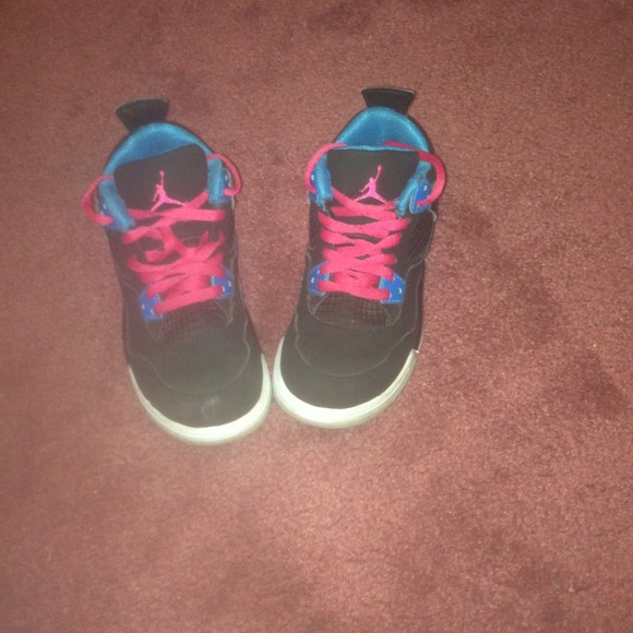 Black & pink air Jordan's