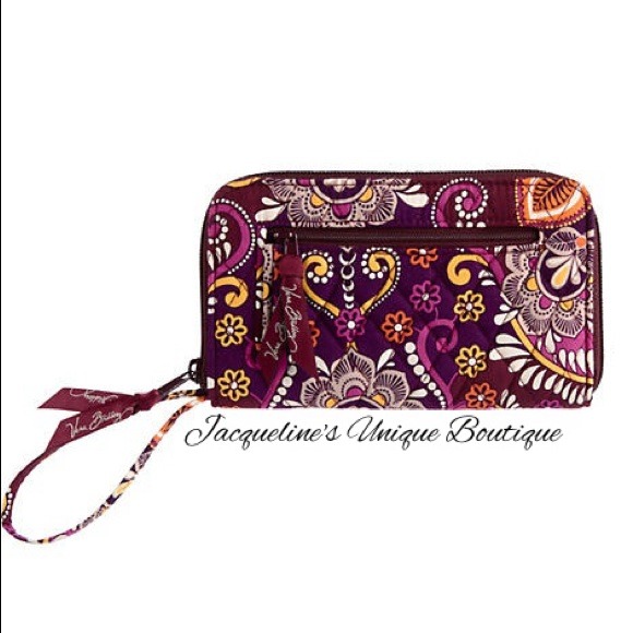 💰SOLD💰Vera Bradley Zip  Wallet Safari Sunset