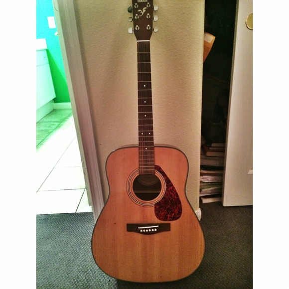 Used Yamaha guitar