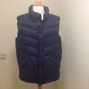 Gap vest for men - size Large