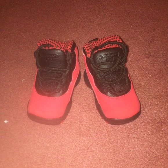 Air Jordan retro red Fusions - Picture 1 of 1