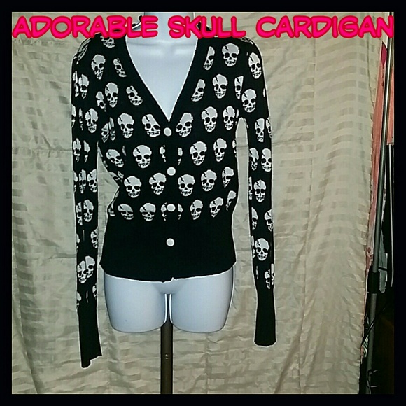 Awesome black and white skull cardigan