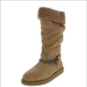 GUESS BOOTS FLEECED LINED SZ 5.5