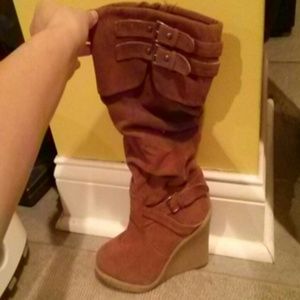 Tan wedge boots