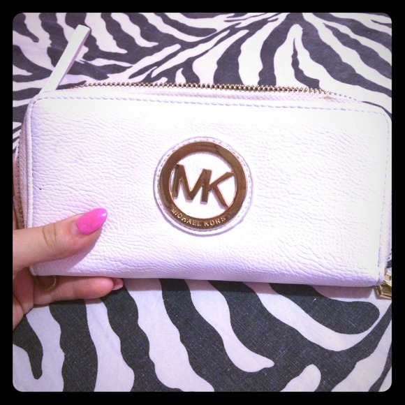 Authentic MK wallet