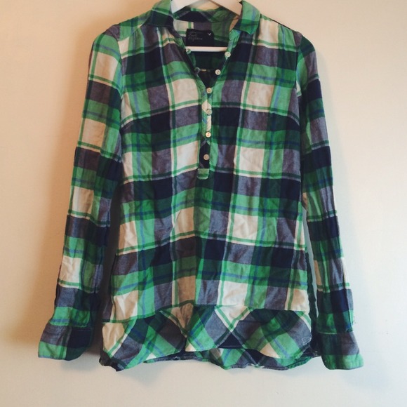 SALE ⬇️Plaid Tunic Top