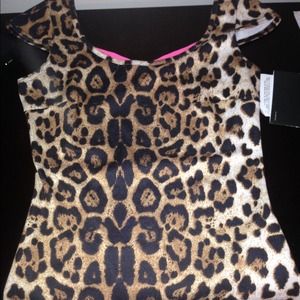 Leopard top