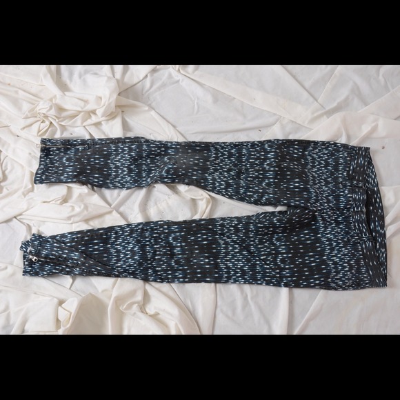 Skinny jeans with design