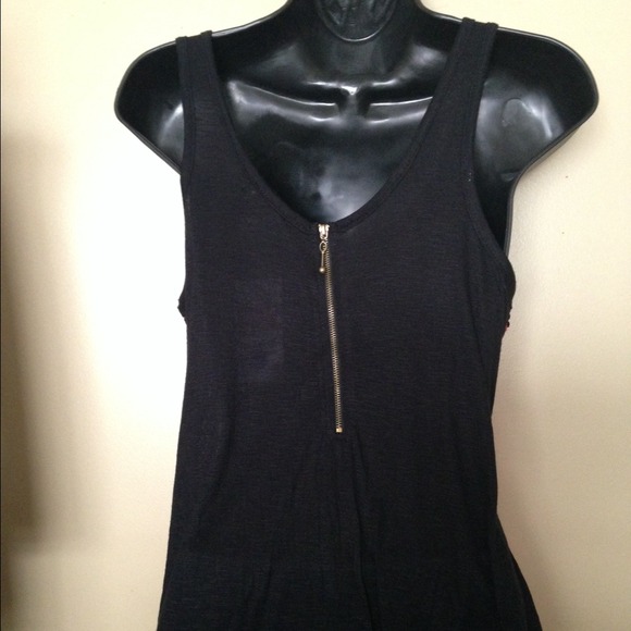 Top. Sold - Picture 2 of 4