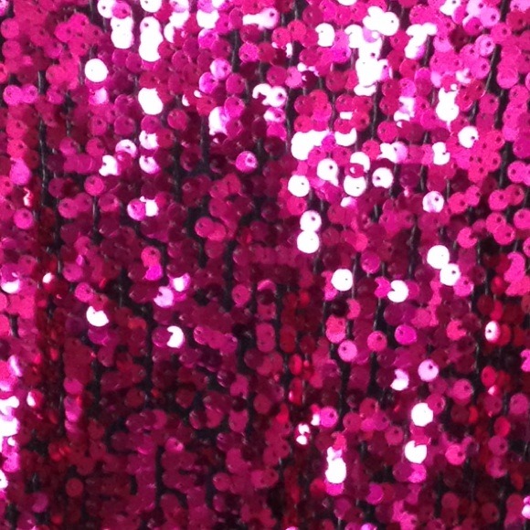 Top. Sold - Picture 3 of 4