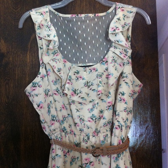 📍SOLD📍 - Picture 2 of 4