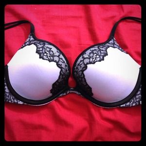 Victoria's Secret Very Sexy Push-up 💜