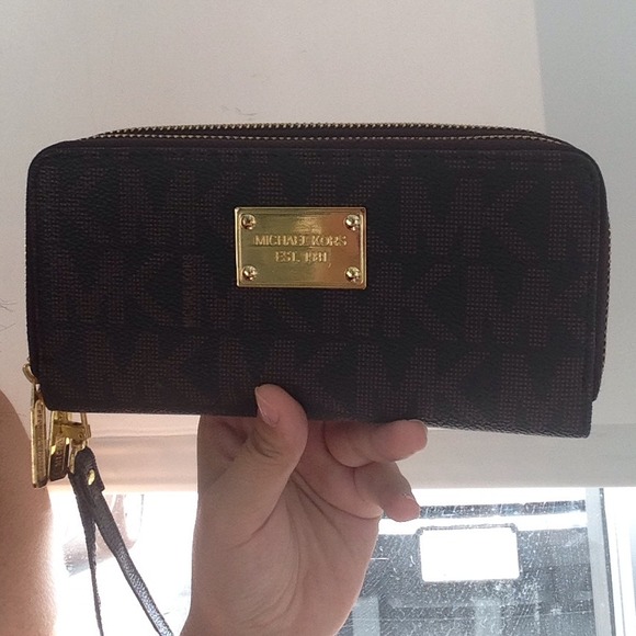 Michael kors wristlets brand new