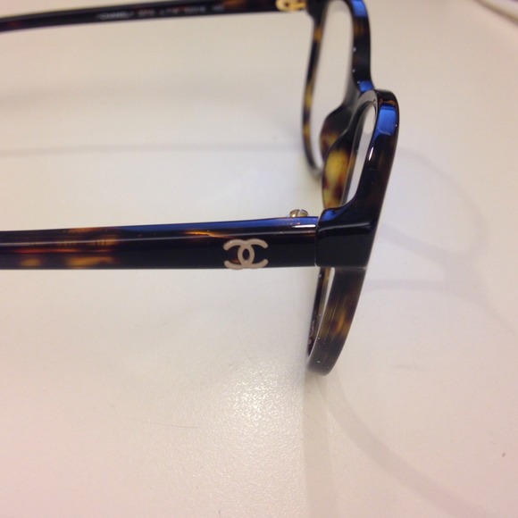 Chanel 3213 eyeglasses. - Picture 2 of 4