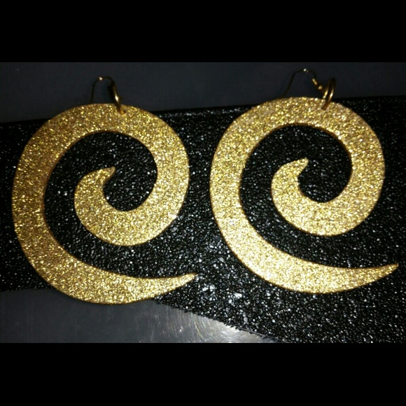 Gold glitter spiral earrings - Picture 1 of 2