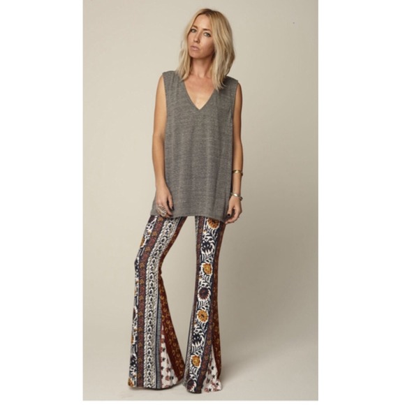 SOLD Novella Royale Floral Stripe Janis Bells - Picture 4 of 4